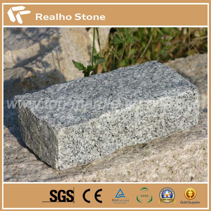 Maza dabiskā kristāla pelēka G603 granīta ķieģeļu klājējs Stone-1.jpg Small Natural Crystal Grey G603 Granite Brick Paver Stone-1.jpg