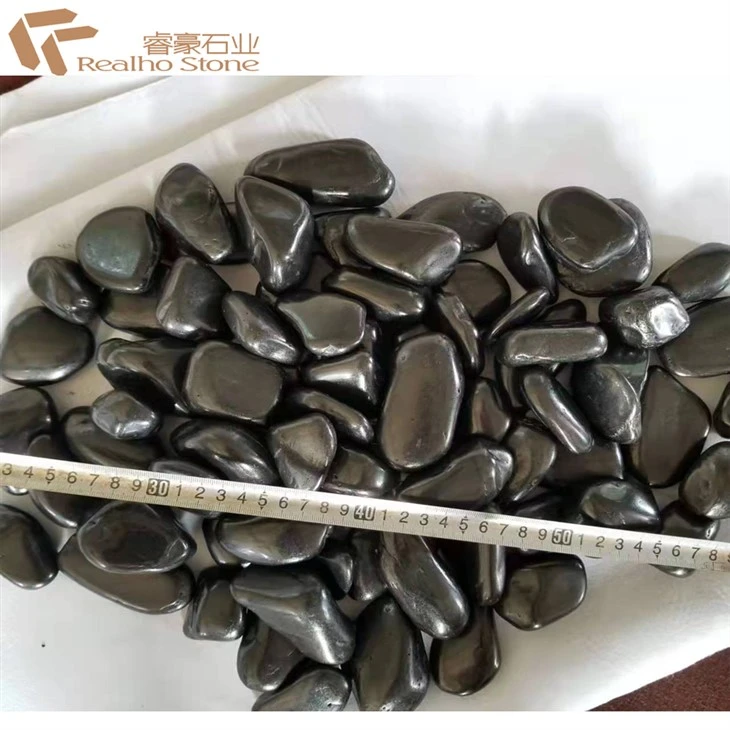 Natural river pebblestone for paving roads