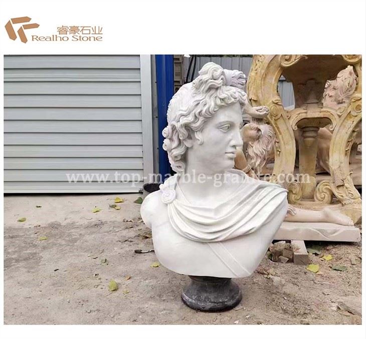 Marmora vīrieša sievietes galvas krūšu statujas